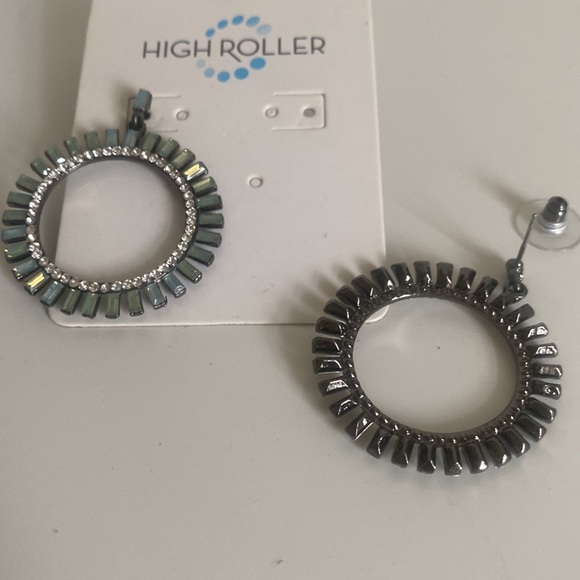 High Roller Round Rhinestone Earrings - Picture 6 of 6